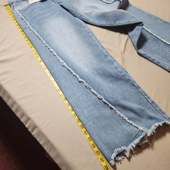 1030 T.E.N.T.H.I.R.T.Y Low Rise Wide Leg Frayed Denim Blue Jeans Size 1/25  NWT - Picture 11 of 14